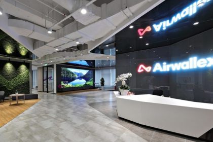 airwallex-going-for-banking-licenses-in-the-uk-and-us?
