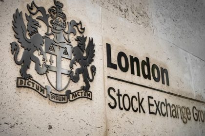 london’s-fintech-fomo:-city-woos-revolut,-monzo-ipos