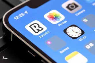 revolut-to-install-first-atms-in-spain,-plans-to-reach-200-by-2026