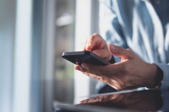 banks-go-digital-first:-the-new-standard-for-2025