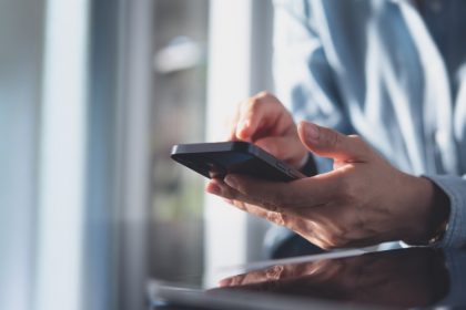 banks-go-digital-first:-the-new-standard-for-2025