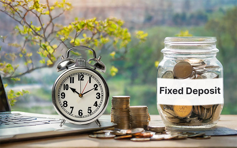 savings-account-vs-fixed-deposits:-which-is-better-in-2025?